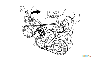 Toyota Corolla. Remove fan and generator v belt