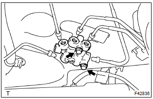 Toyota Corolla. Install proportioning valve assy