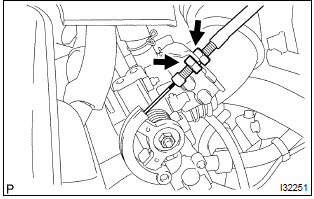 Toyota Corolla. Adjust play in accelerator auto drive cable assy