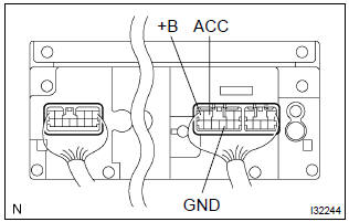 Toyota Corolla. Inspect radio receiver assy