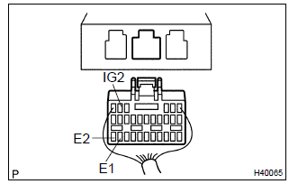 Toyota Corolla. Check source voltage