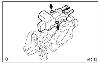 Toyota Corolla. Remove thlottle body idle speed controlvalve assy