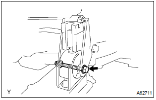 Toyota Corolla. Remove front suspension crossmember w/center member