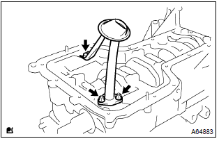 Toyota Corolla. Install oil strainer subassy