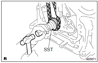 Toyota Corolla.  Install chain subassy