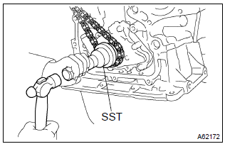 Toyota Corolla. Install chain sub–assy