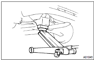 Toyota Corolla. Remove engine mounting insulator sub–assy rh