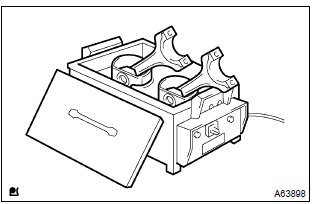 Toyota Corolla. Remove w/pin piston sub–assy