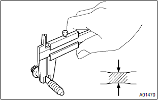 Toyota Corolla. Inspect connecting rod bolt