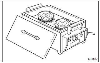 Toyota Corolla. Install w/pin piston sub–assy