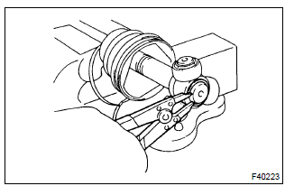 Toyota Corolla. Remove front axle inboard joint sub–assy lh