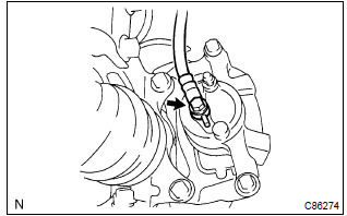 Toyota Corolla.  Remove front disc brake cylinder sub–assy