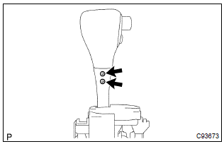 Toyota Corolla. Remove floor shift shift lever knob sub–assy