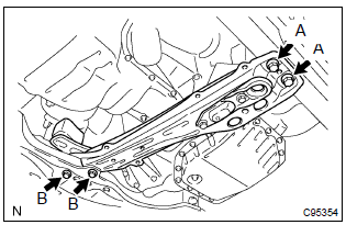 Toyota Corolla. Install engine mounting member sub–assy center