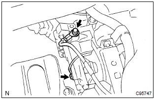 Toyota Corolla. Disconnect wire harness