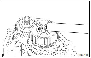 Toyota Corolla. Install transmission clutch hub