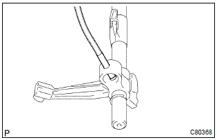 Toyota Corolla. Remove gear shift fork shaft