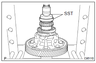 Toyota Corolla. Install fr differential case front tapered roller bearing