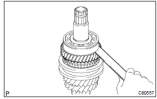 Toyota Corolla. Inspect 3rd gear thrust clearance