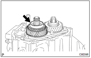 Toyota Corolla. Install 5th gear