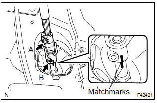 Toyota Corolla. Disconnect steering intermediate shaft