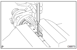 Toyota Corolla. Remove shift lever inner no.2