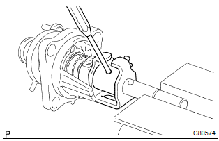 Toyota Corolla. Remove shift lever inner no.1