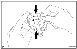 Toyota Corolla. Install control shaft cover