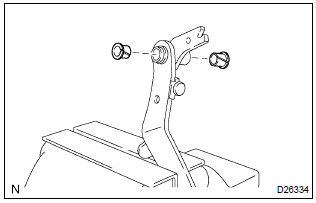 Toyota Corolla. Remove clutch pedal bush