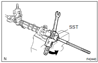 Toyota Corolla. Remove steering rack end sub–assy