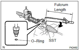 Toyota Corolla. Install steering right turn pressure tube