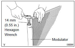 Toyota Corolla. Install cooler dryer