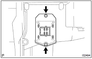 Toyota Corolla. Remove blower resistor