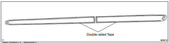 Toyota Corolla.  Install outside moulding lh
