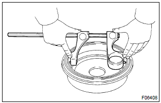 Toyota Corolla. Inspect brake drum inside diameter