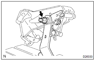 Toyota Corolla. Install clutch pedal subassy