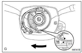 Toyota Corolla. Center spiral cable